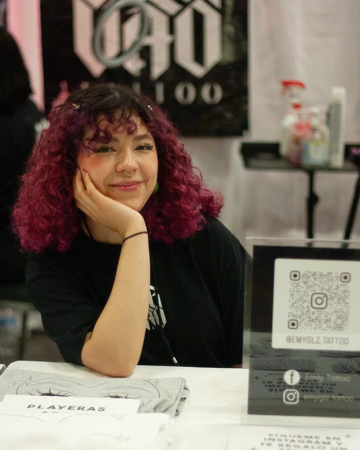 Emily — Tatuadora en Amonet Tattoo Studio
